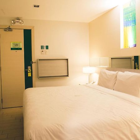 Go Hotels Ortigas Center Pasig City Kültér fotó