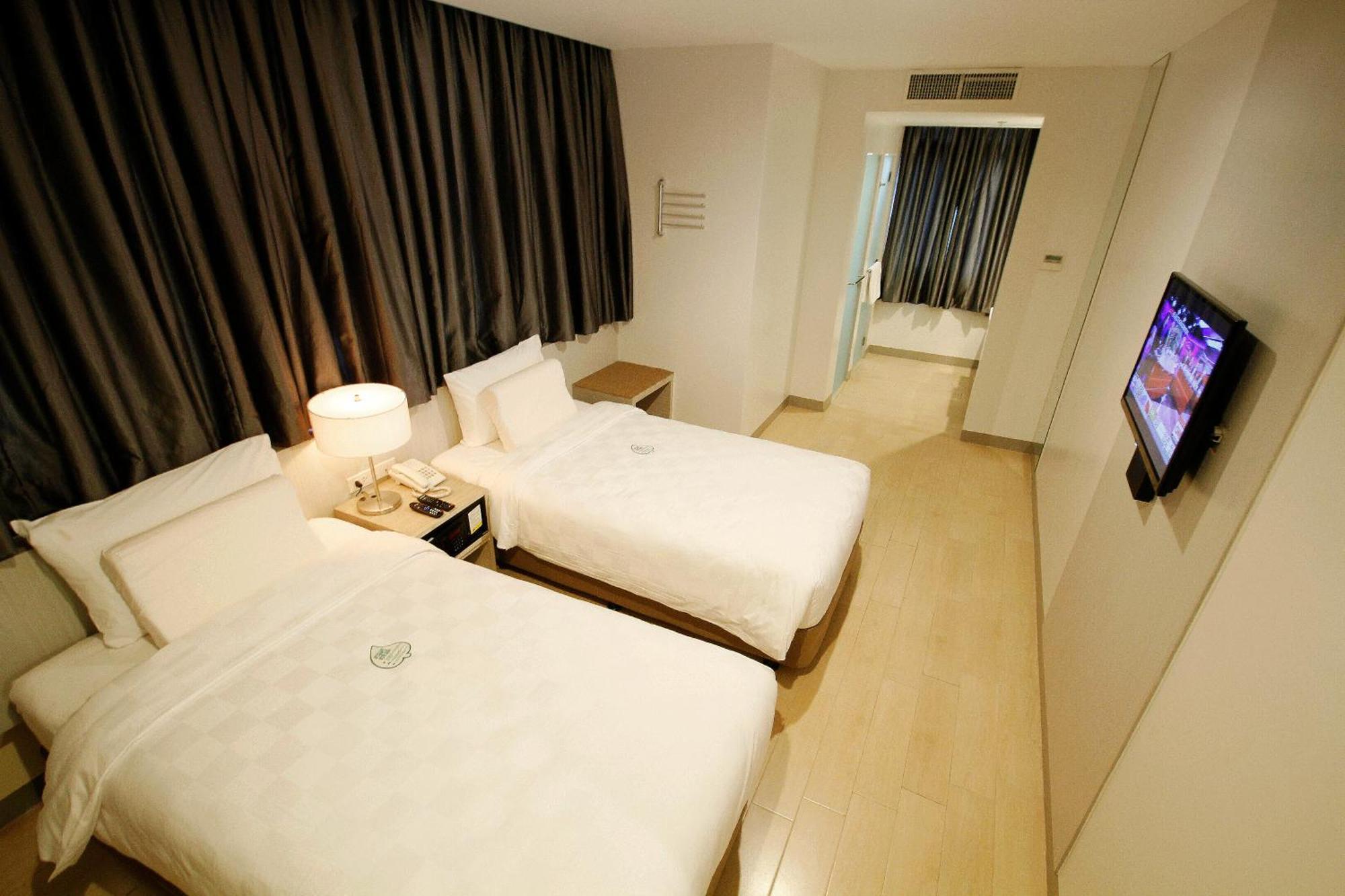 Go Hotels Ortigas Center Pasig City Kültér fotó