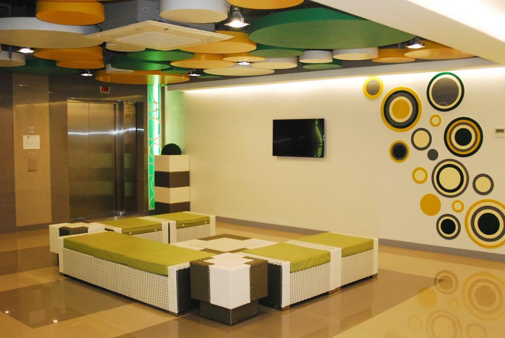 Go Hotels Ortigas Center Pasig City Kültér fotó